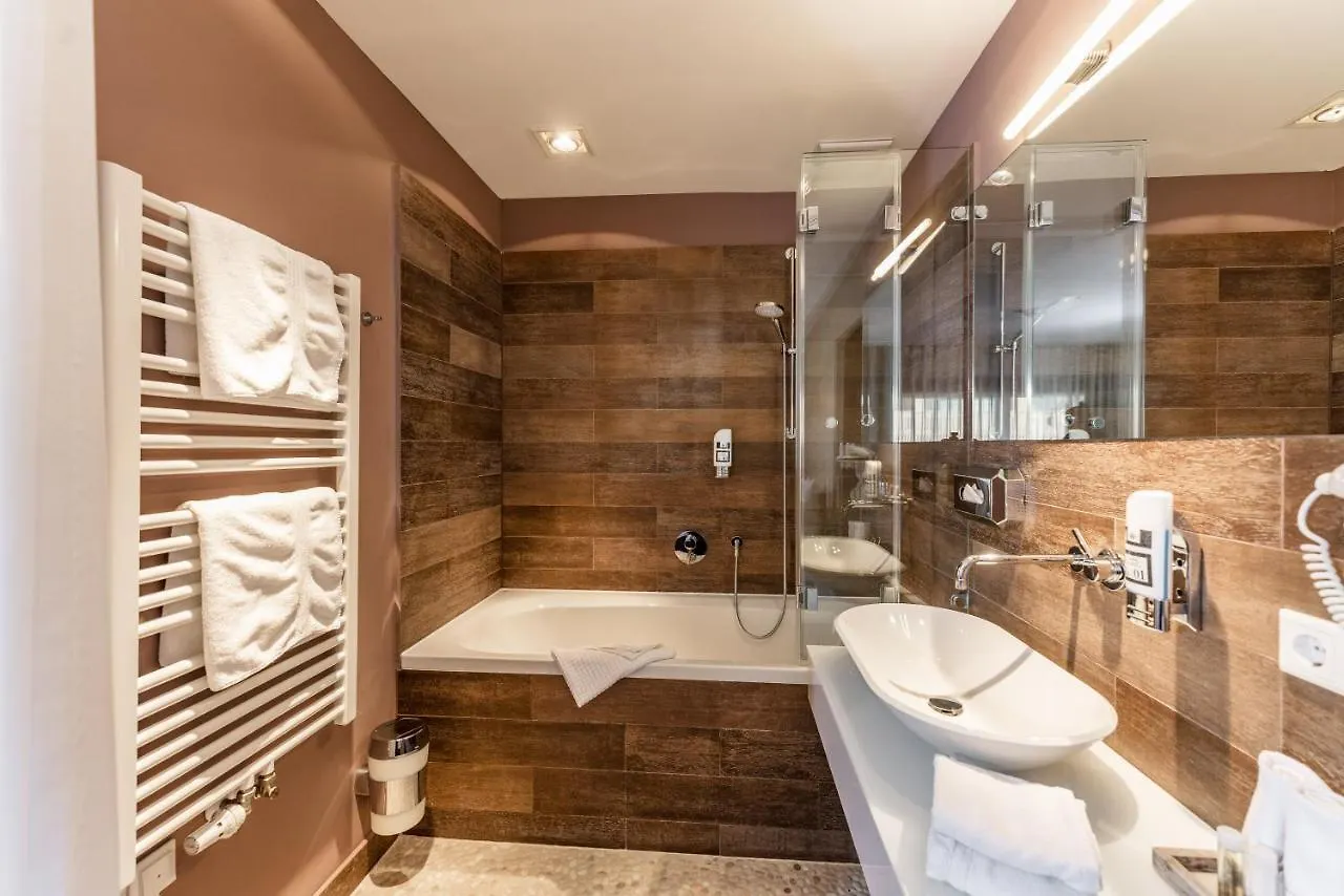 Hotel Villa Lago Garni Bad Wiessee 3*,