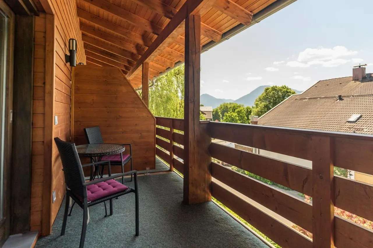 Hotel Villa Lago Bad Wiessee 3*,